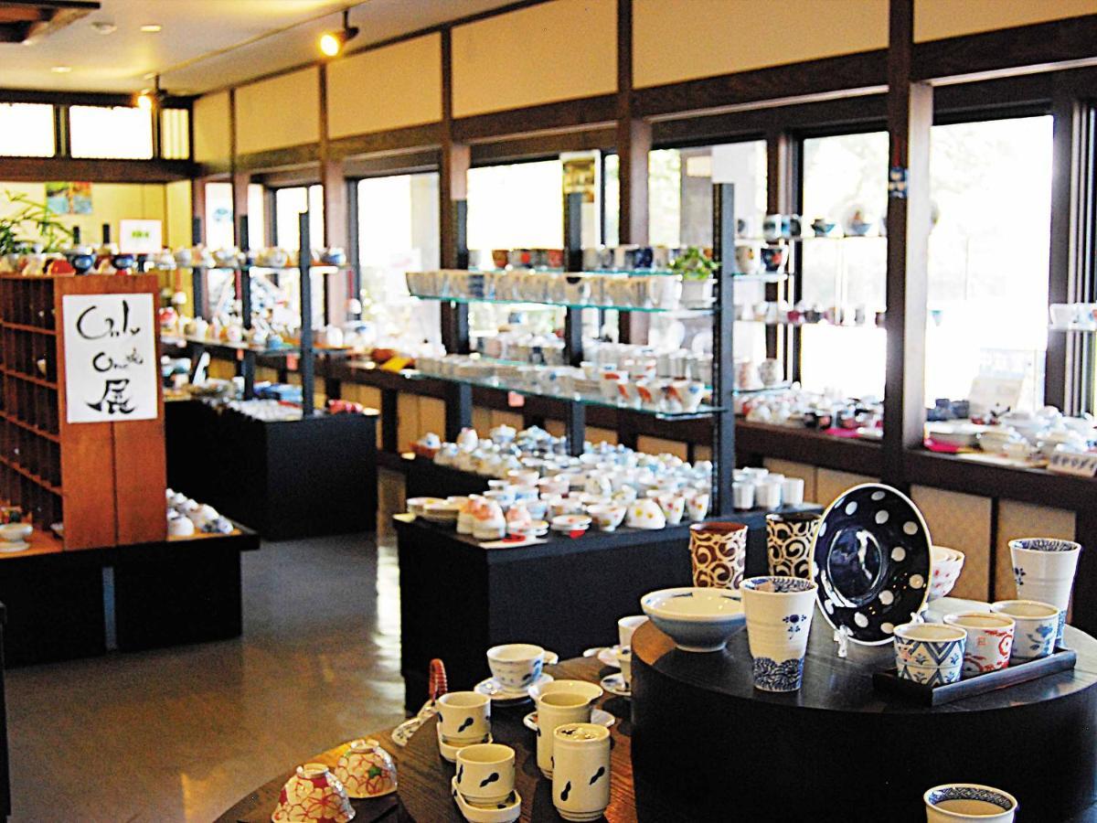 Ooedo Onsen Monogatari Ureshinokan Exteriör bild